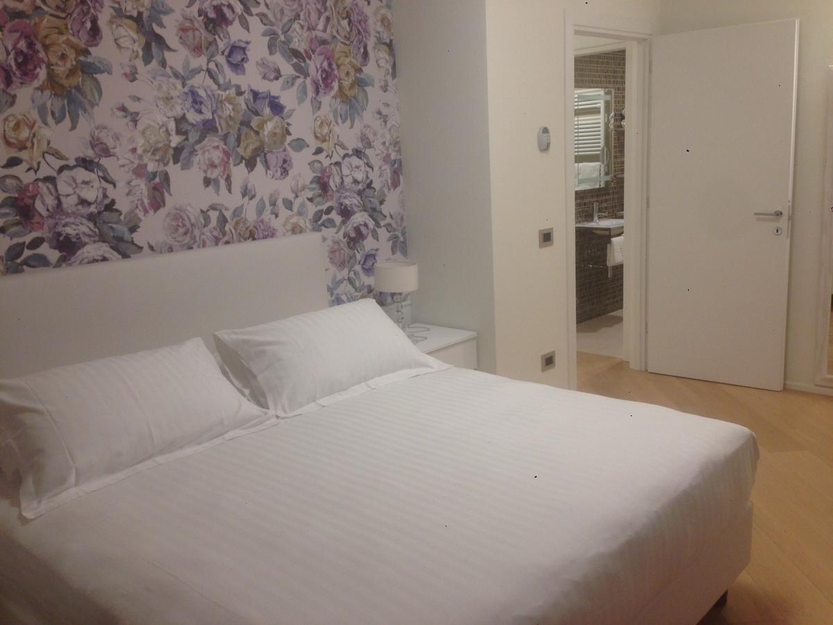 Embassy Aparthotel Rimini Exteriör bild