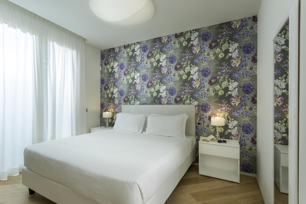 Embassy Aparthotel Rimini Exteriör bild